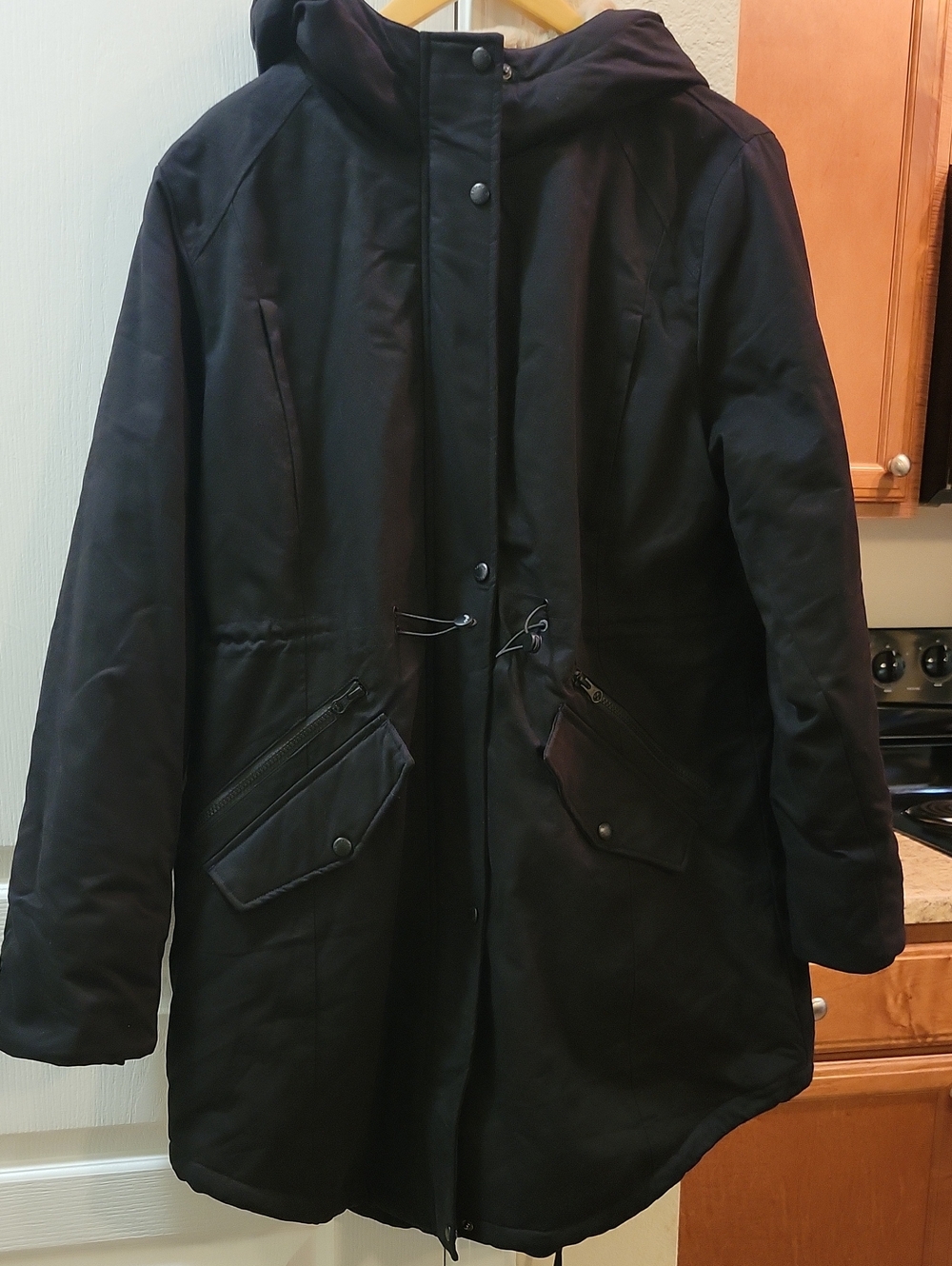 OROLAY NWT UNISEX FULLY FUR LINED HOODED COAT....XL